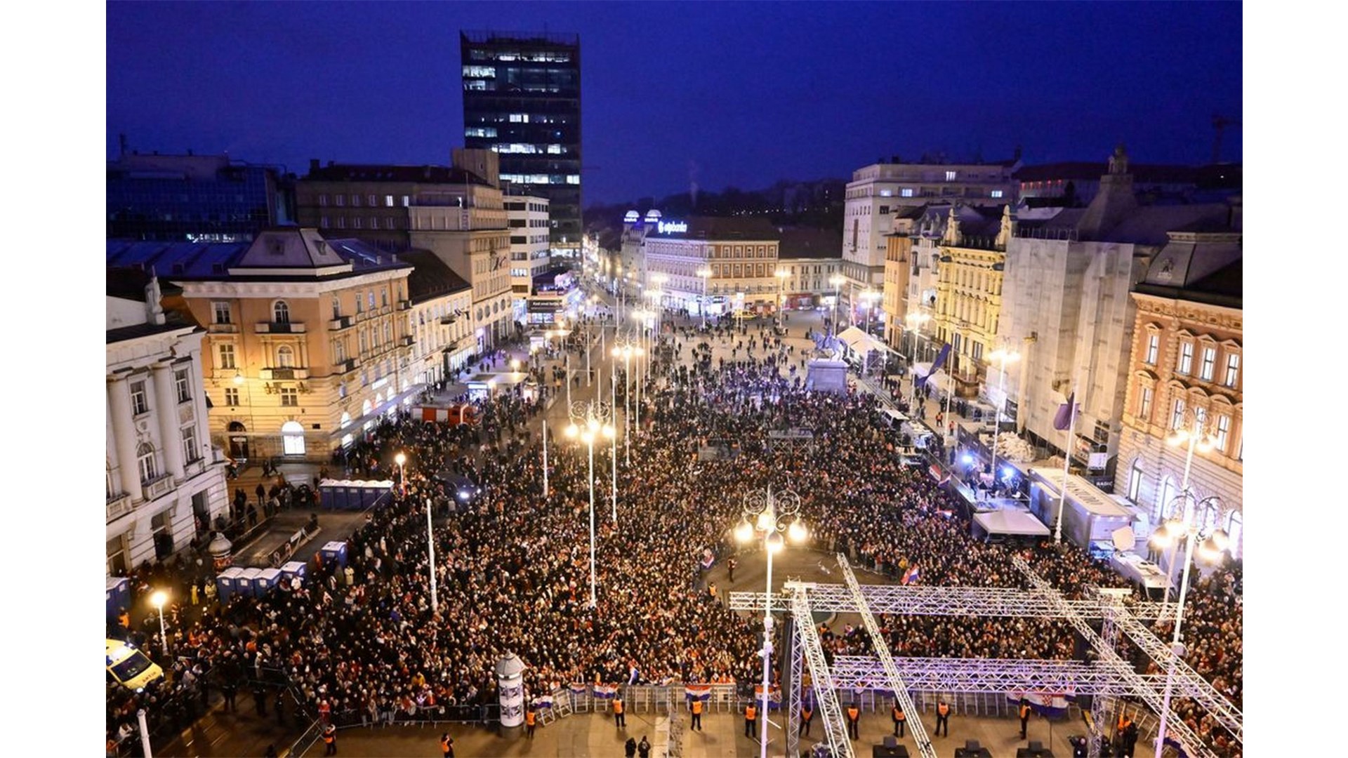 Doček hrvatskih rukometaša u Zagrebu prošao bez incidenata
