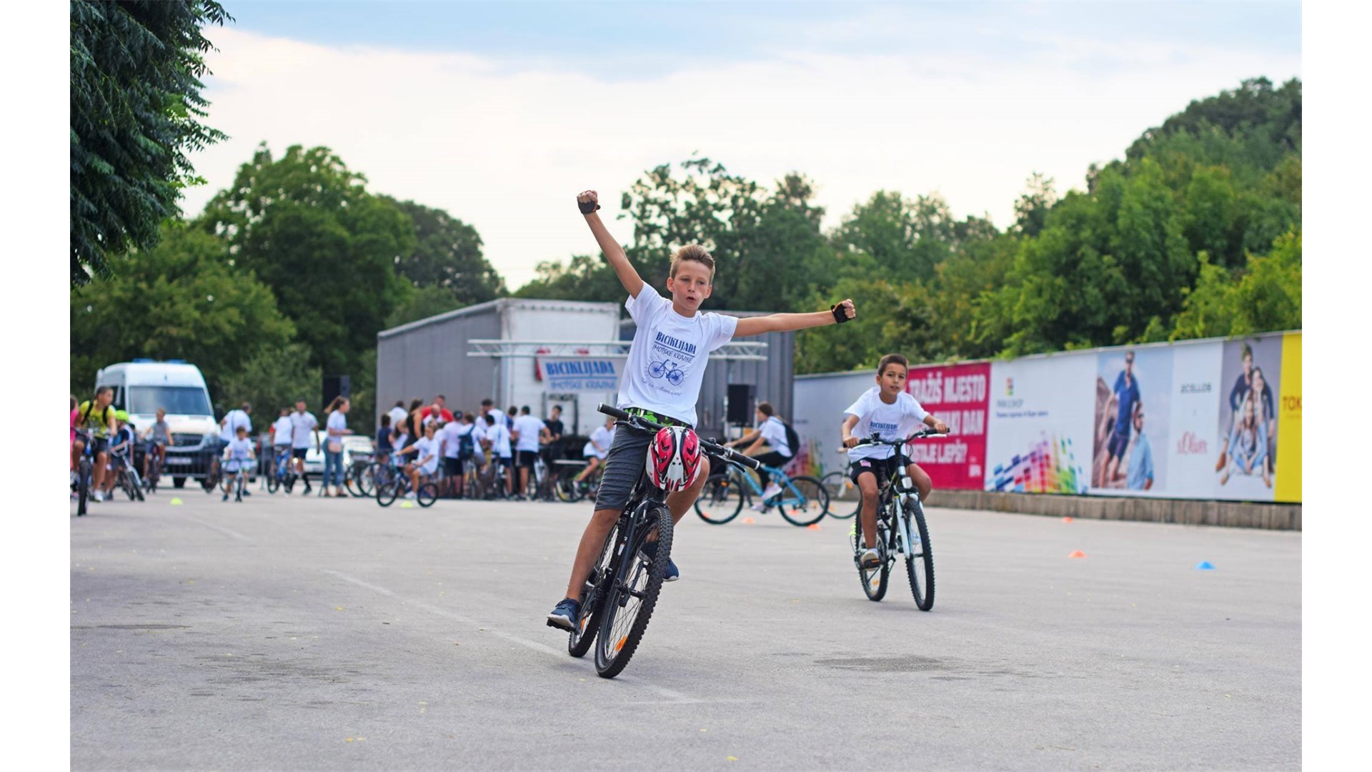 K.U.M. Proložac uplatio donaciju Crvenom križu Imotski od 1.488,88 eura, prikupljenoj na tradicionalnoj Biciklijadi