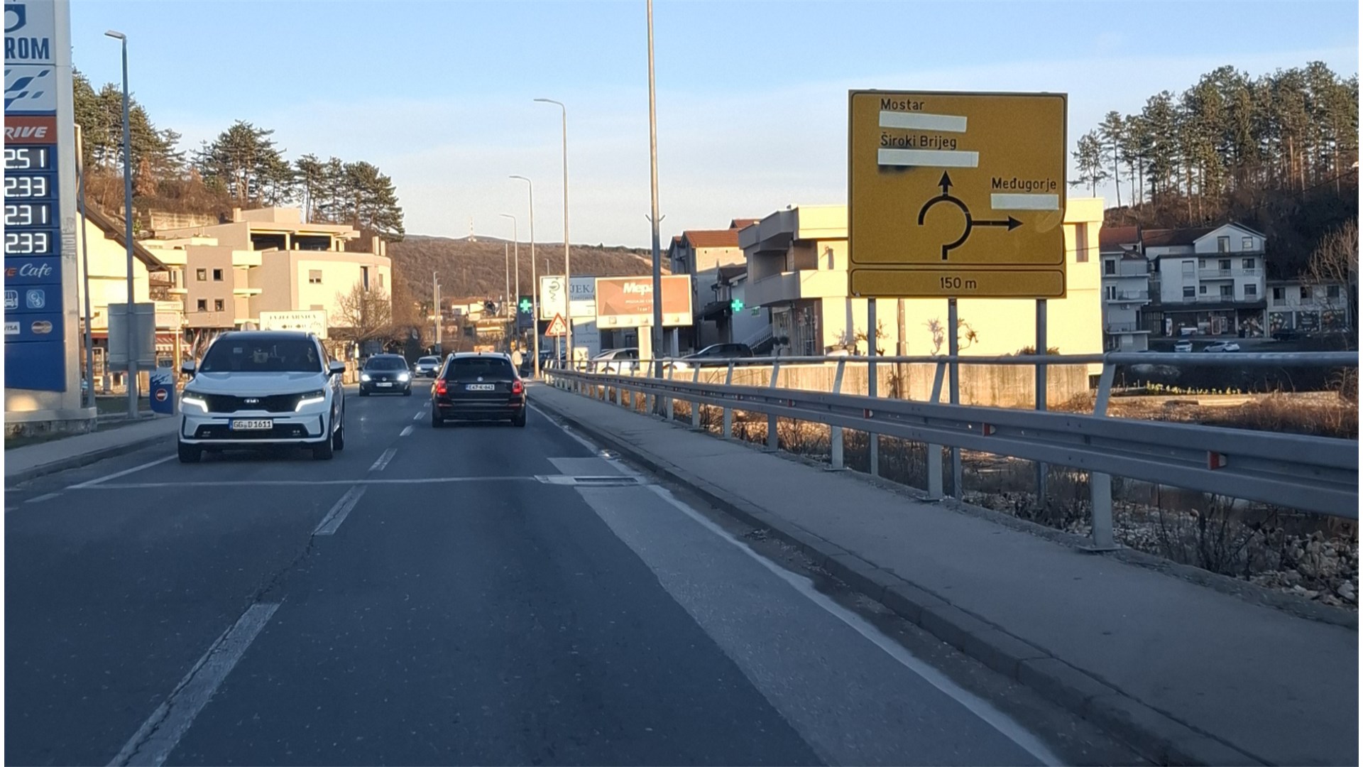 FOTO: Noć na glavu i udri! Jutros kroz Široki Brijeg usporen promet, ali je urađeno što je planirano