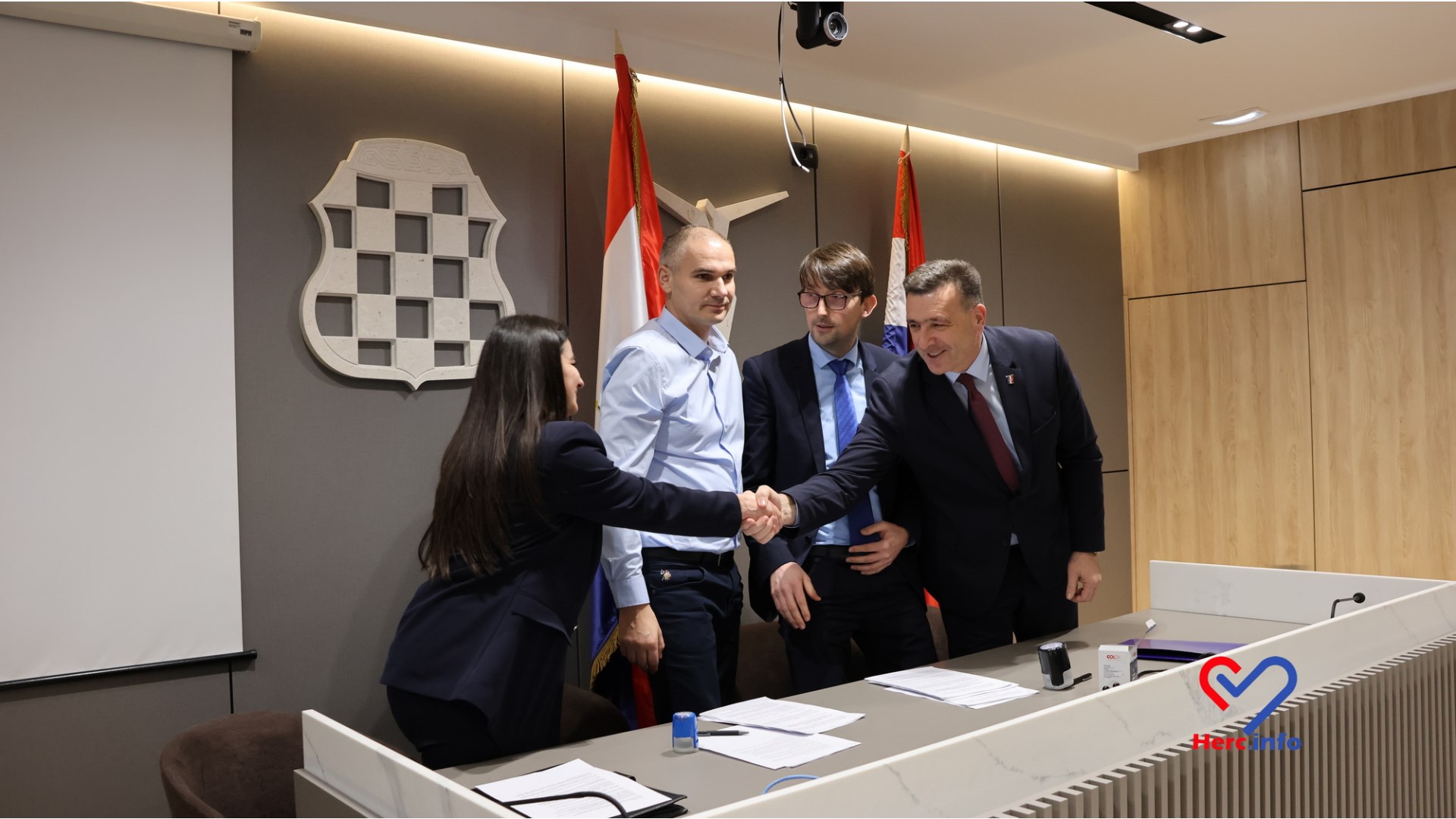 Potpisan kolektivni ugovor između Vlade ŽZH i Sindikata doktora medicine i stomatologije FOTO