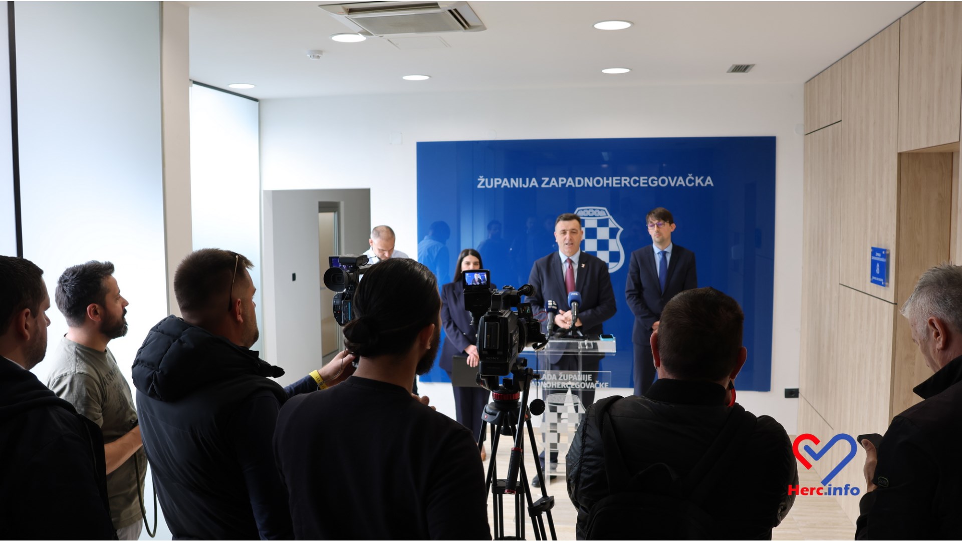 Potpisan kolektivni ugovor između Vlade ŽZH i Sindikata doktora medicine i stomatologije FOTO