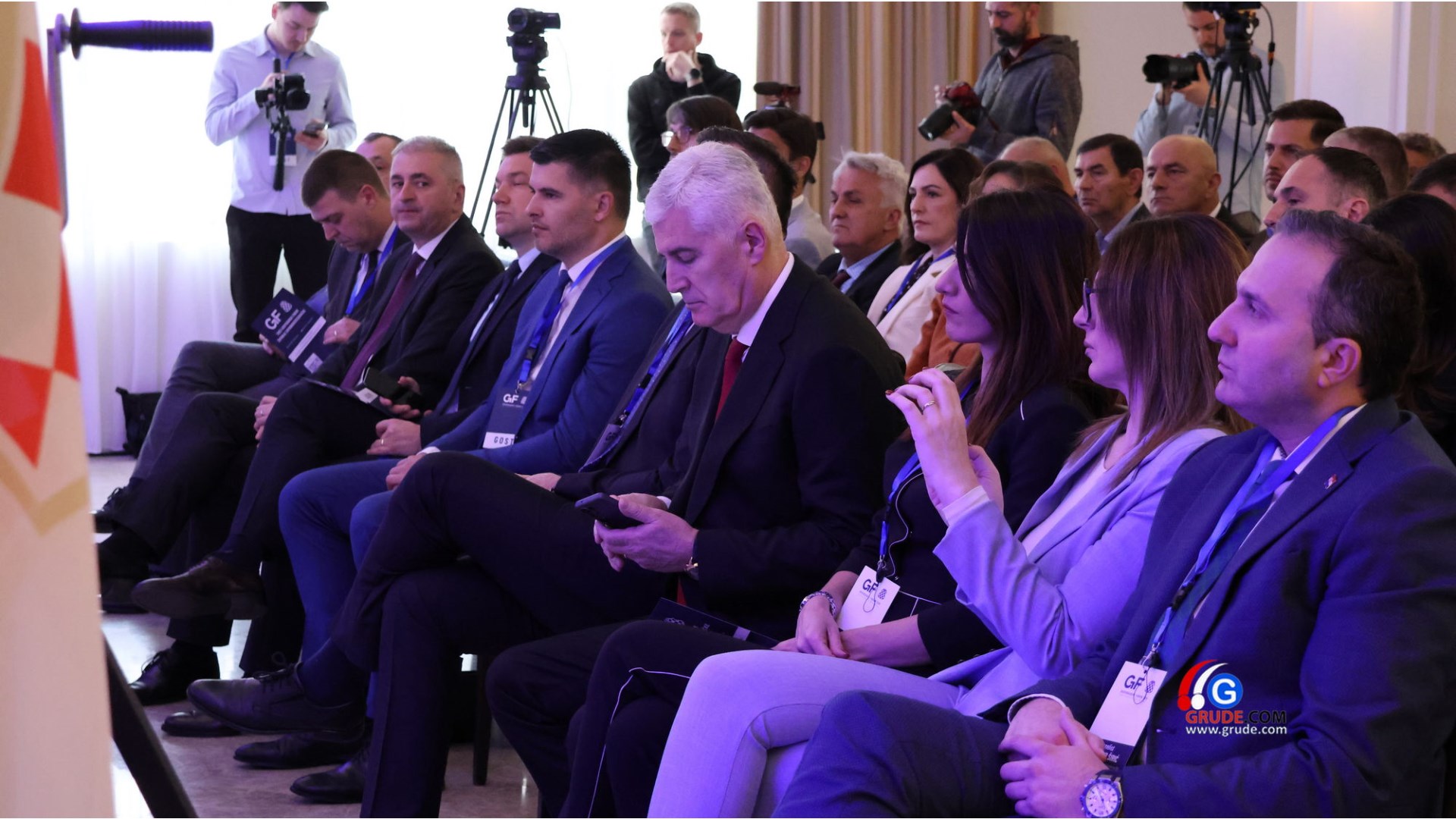 FOTOGALERIJA: 3. Gospodarski forum ŽZH-a: Bez jakih i snažnih Hrvata u BiH ni Republika Hrvatska nema prosperiteta