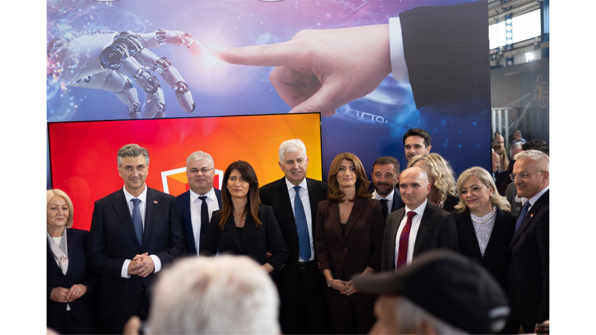 Premijer Plenković u posjeti HT Eronetu