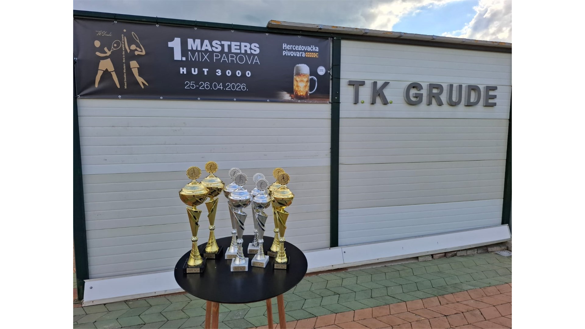 U Grudama se igra prvi Masters mješovitih parova u tenisu 