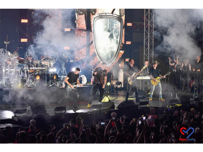 FOTO: Bili smo na Thompsonovu koncertu u Širokom Brijegu! Spektakl za pamćenje