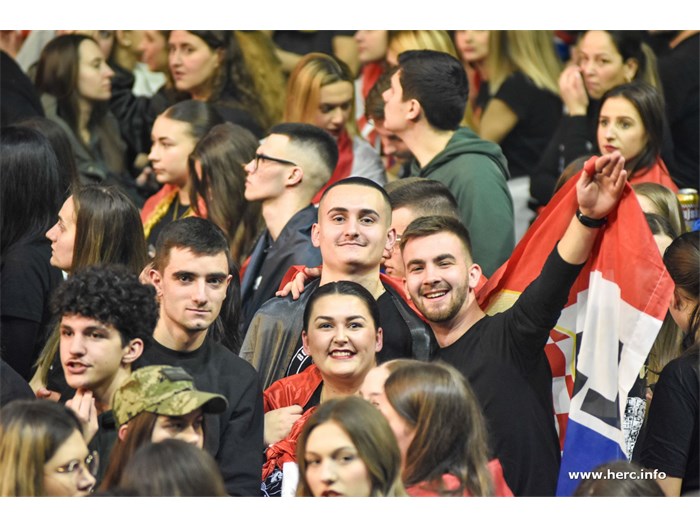 (FOTOGALERIJA) Thompson: Moje podrijetlo je iz Hercegovine!