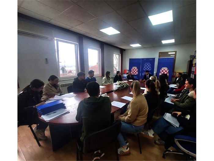 U Grudama potpisani ugovori za prekvalifikaciju medicinskih sestara i tehničara