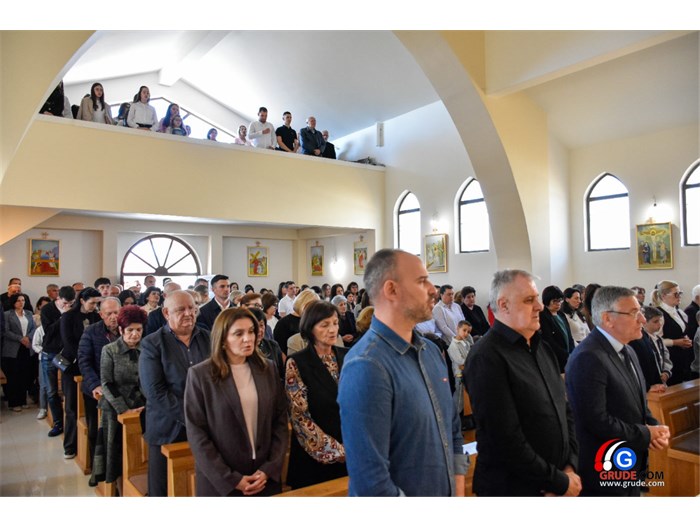 FOTO: DRAGIĆINA više od stoljeća pod zaštitom SVETOG JURE! Fra Luka: Velike stvari u životu traže žrtvu 