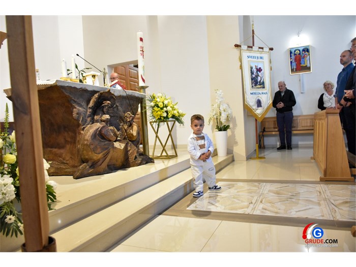 FOTO: DRAGIĆINA više od stoljeća pod zaštitom SVETOG JURE! Fra Luka: Velike stvari u životu traže žrtvu 