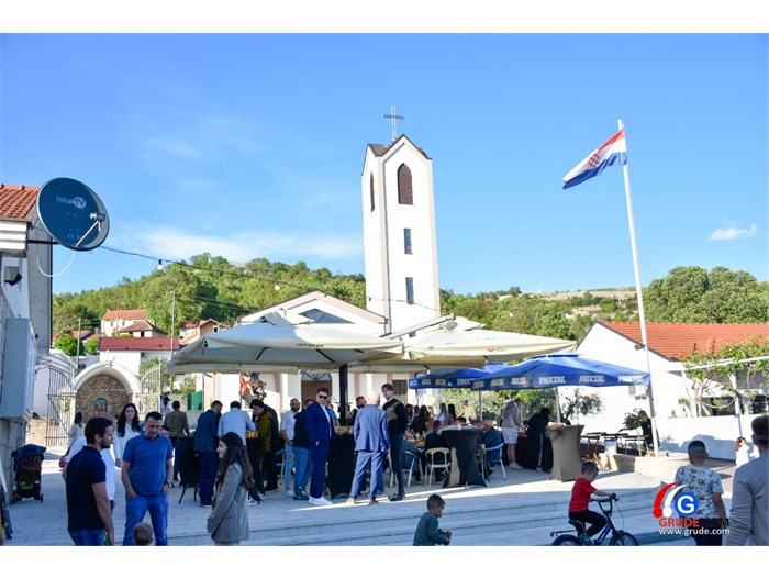 FOTO: DRAGIĆINA više od stoljeća pod zaštitom SVETOG JURE! Fra Luka: Velike stvari u životu traže žrtvu 